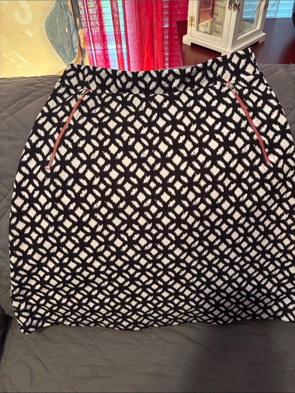 Le Lis Black and White Geometric Pencil Skirt with Zip Accents